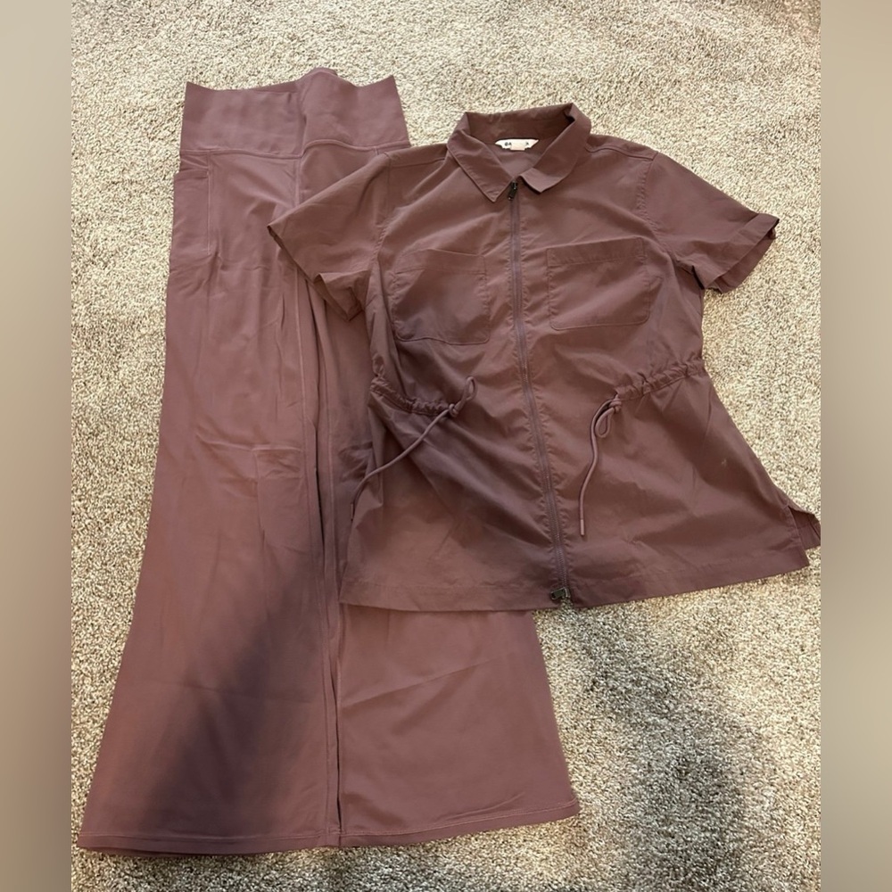 Athleta set medium, top and bottoms